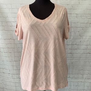 Peace & Pearls Twist Sleeve Eyelash Tee XXL